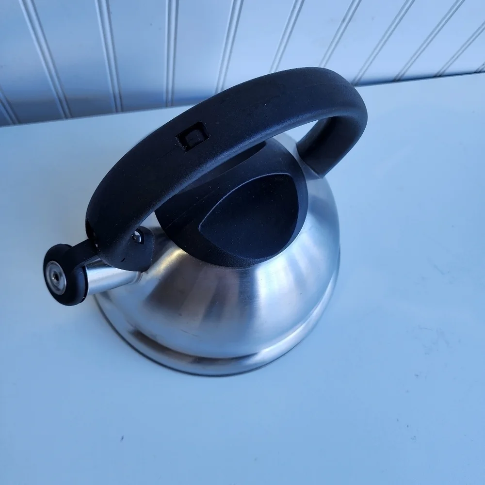 Whistling Tea Kettle Brushed Stainless Steel w/ Black Soft Touch Handle